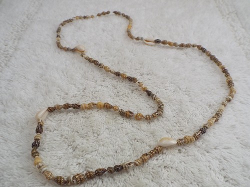 Mini brown shell necklace - shell,