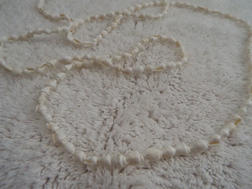 White mini shell necklace - white,